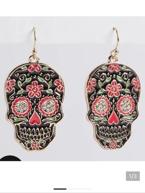 🆕️☠️ DAY OF THE DEAD SKULLS WITH RHINESTONES EARRINGS☠️